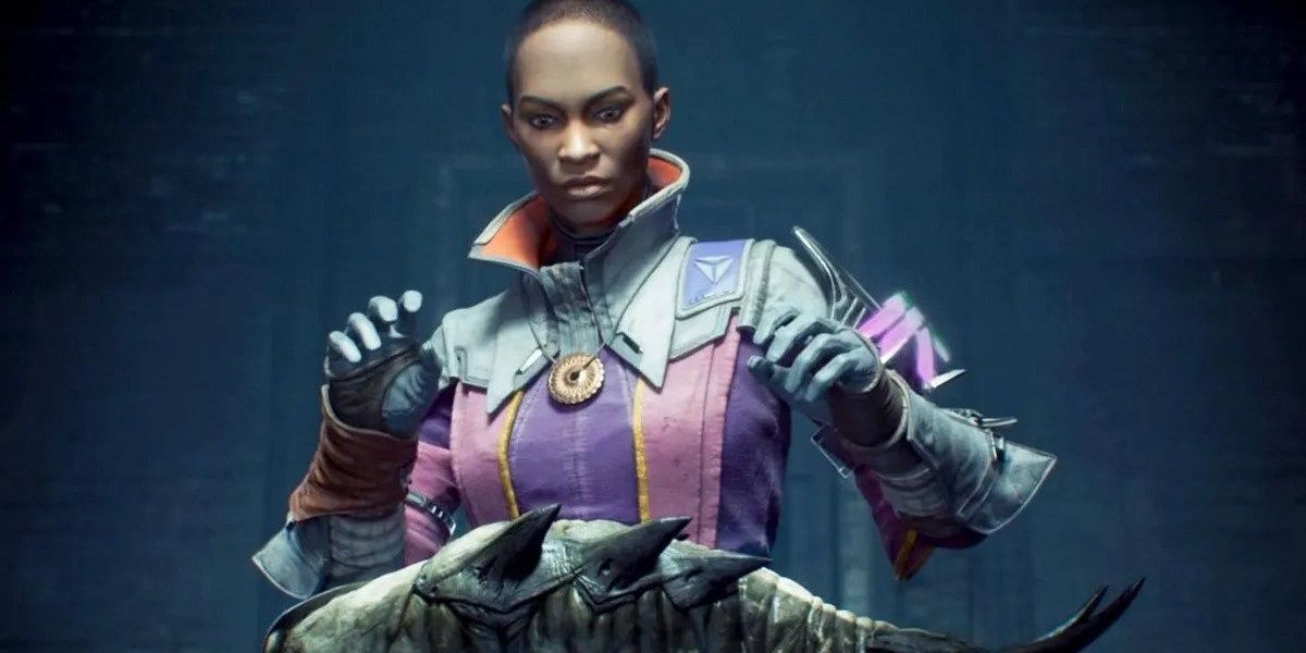 Ikora investigating Savathun's Worm in destiny 2