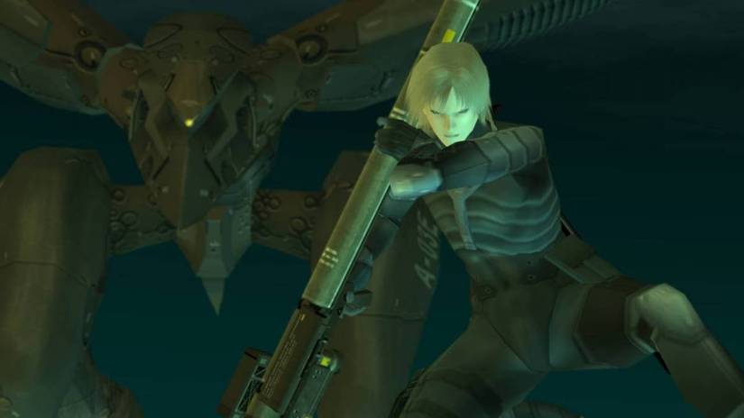 Raiden holds the Stinger missile launcher in Metal Gear Solid 2.