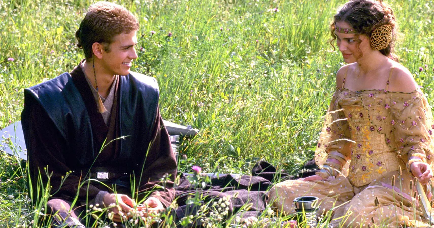Star Wars: 25 Ridiculous Things About Anakin And Padmé's Relationship