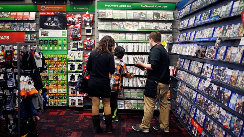 25 Things GameStop Employees Aren't Allowed To Do