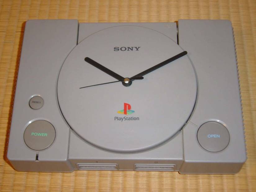 Work Of Art: 14 Lame Custom PlayStation 1 Consoles (And 15 That Are Dope)