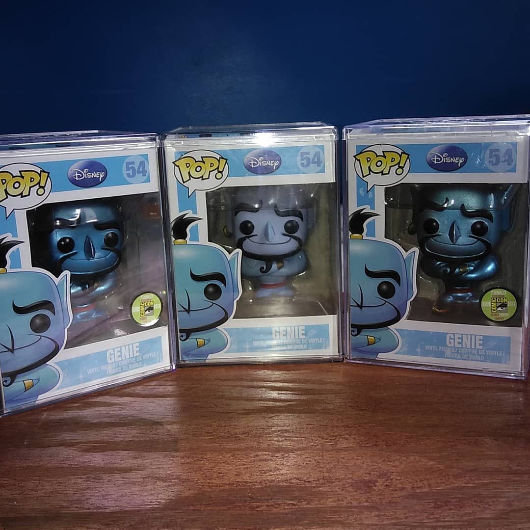 FUNKO pop Super rare Comic Con exclusive metallic version Genie