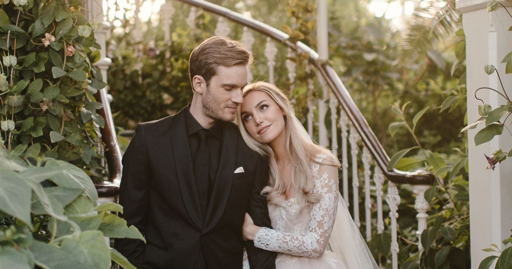 Youtube Stars PewDiePie And Marzia Have Finally Gotten Married, image size:1710x900