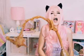 Belle Delphine | TheGamer Belle Delphine | TheGamer