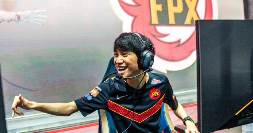 FunPlus Phoenix Defeat Fnatic; To League of Legends Worlds Semi-Final