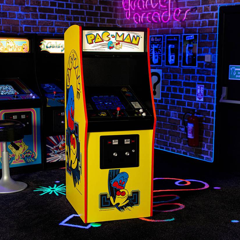 TheGamer's Retro Holiday Gift Guide