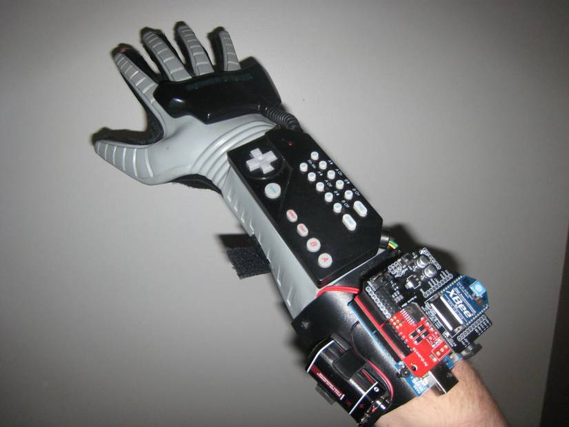 10 Weird Gaming Controllers That Are Impossible To Play With