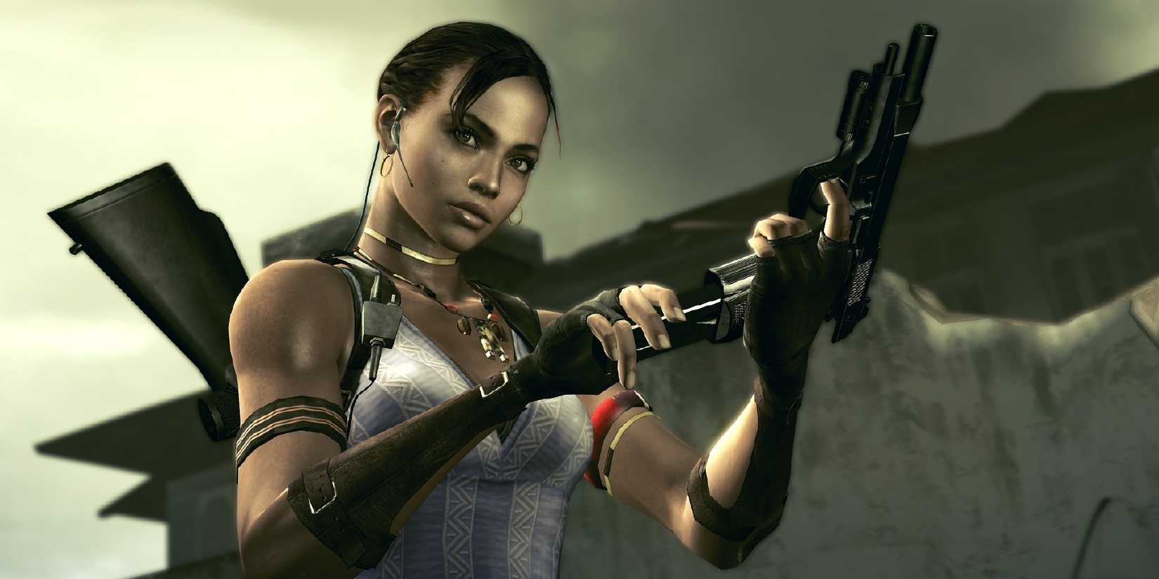 Sheva Alomar reloads her gun in Resident Evil 5.