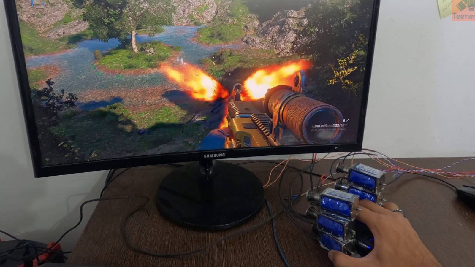 Redditor Builds Ultimate Recoil Device For Mouse And Keyboard