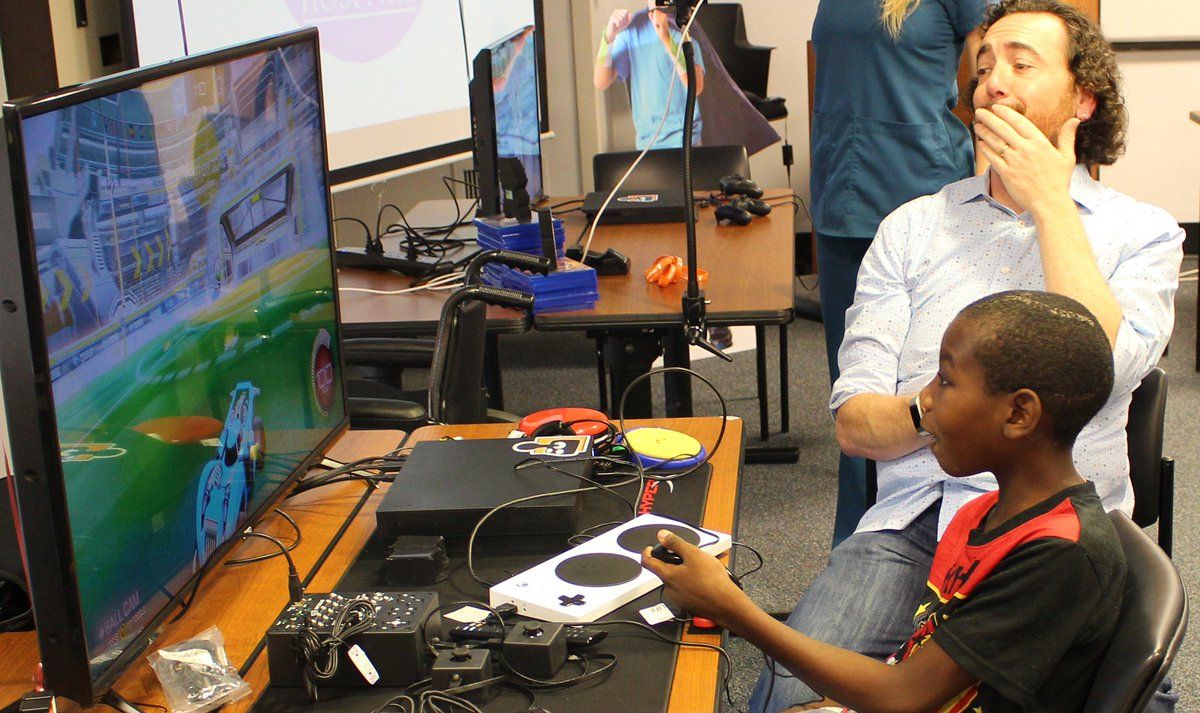 Ryan Reynolds Joins Steven Spohn To Promote Ablegamers Charity