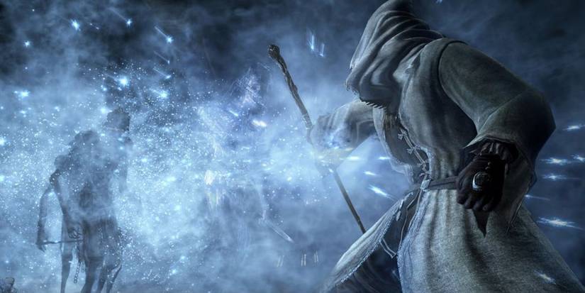 An Ashen One casting Snap Freeze at an encroaching enemy in Dark Souls 3.