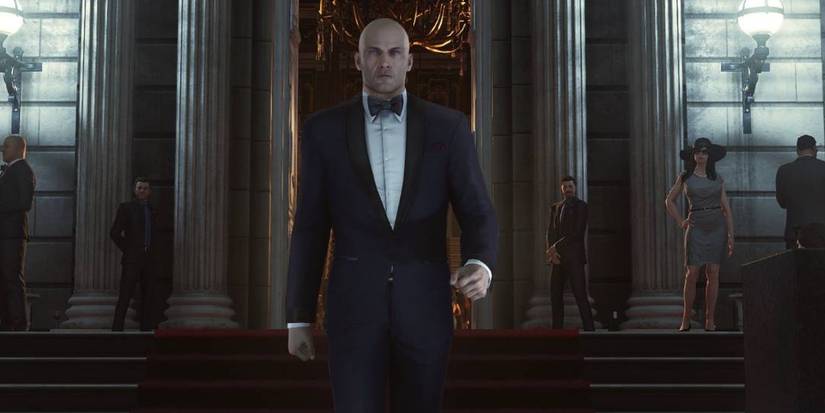 Hitman: 5 Best Agent 47 Outfits (& 5 Hilariously Bad Ones)