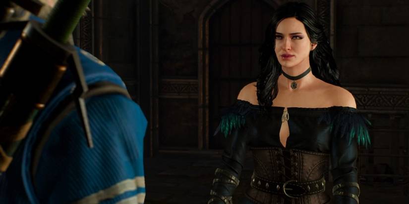 The Witcher: 10 Hidden Details About Yennefer's Outfit You Never Noticed