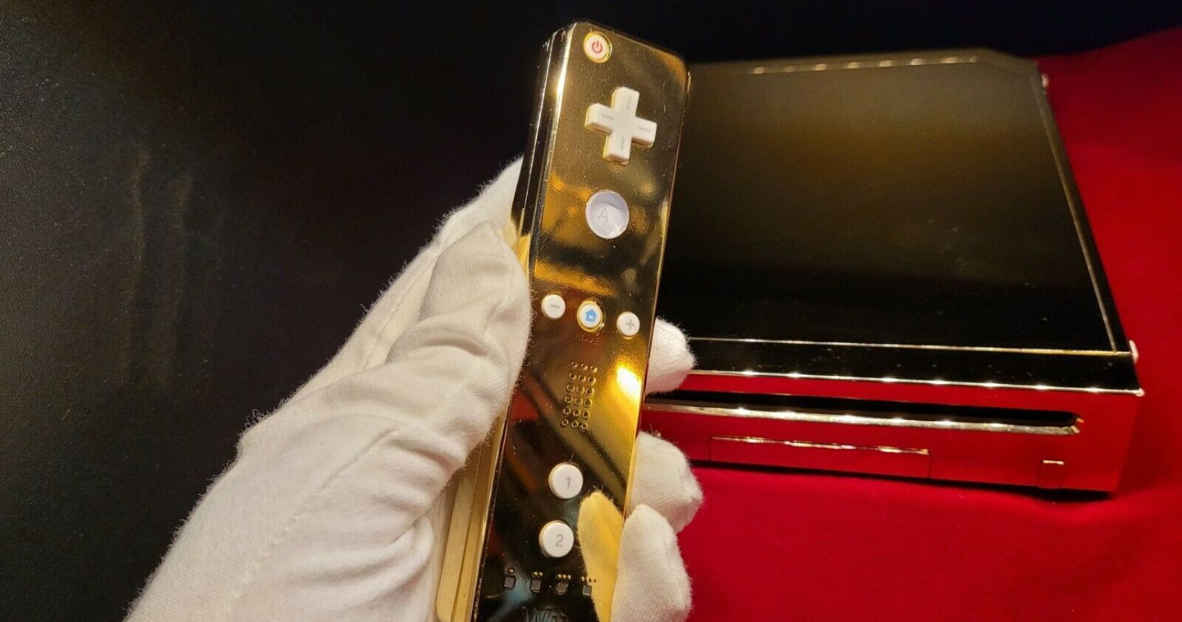 A 24 Karat Gold Nintendo Wii Made For The Queen Is Up For Sale