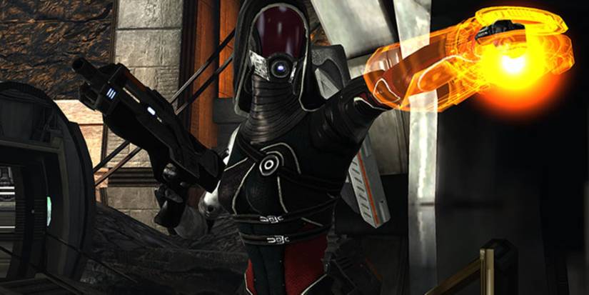 Mass Effect: 10 Best Outfits From The Games