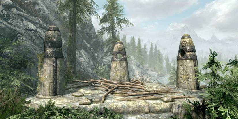 Skyrim: Guardian Stones, consisting of the Mage Stone, the Thief Stone, and the Warrior Stone
