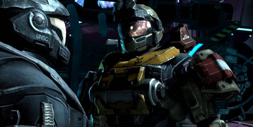 Jorge converses with Noble Six (in the foreground) during a combat operation