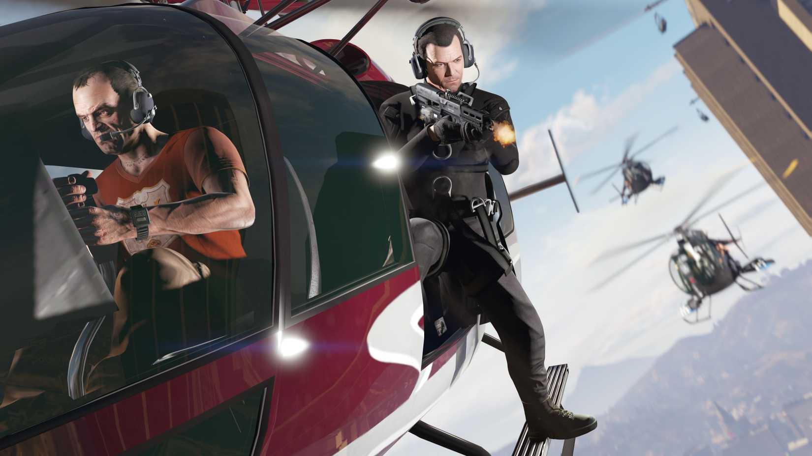 Trevor is running in Grand Theft Auto 5 as Michael gets out of the helicopter.
