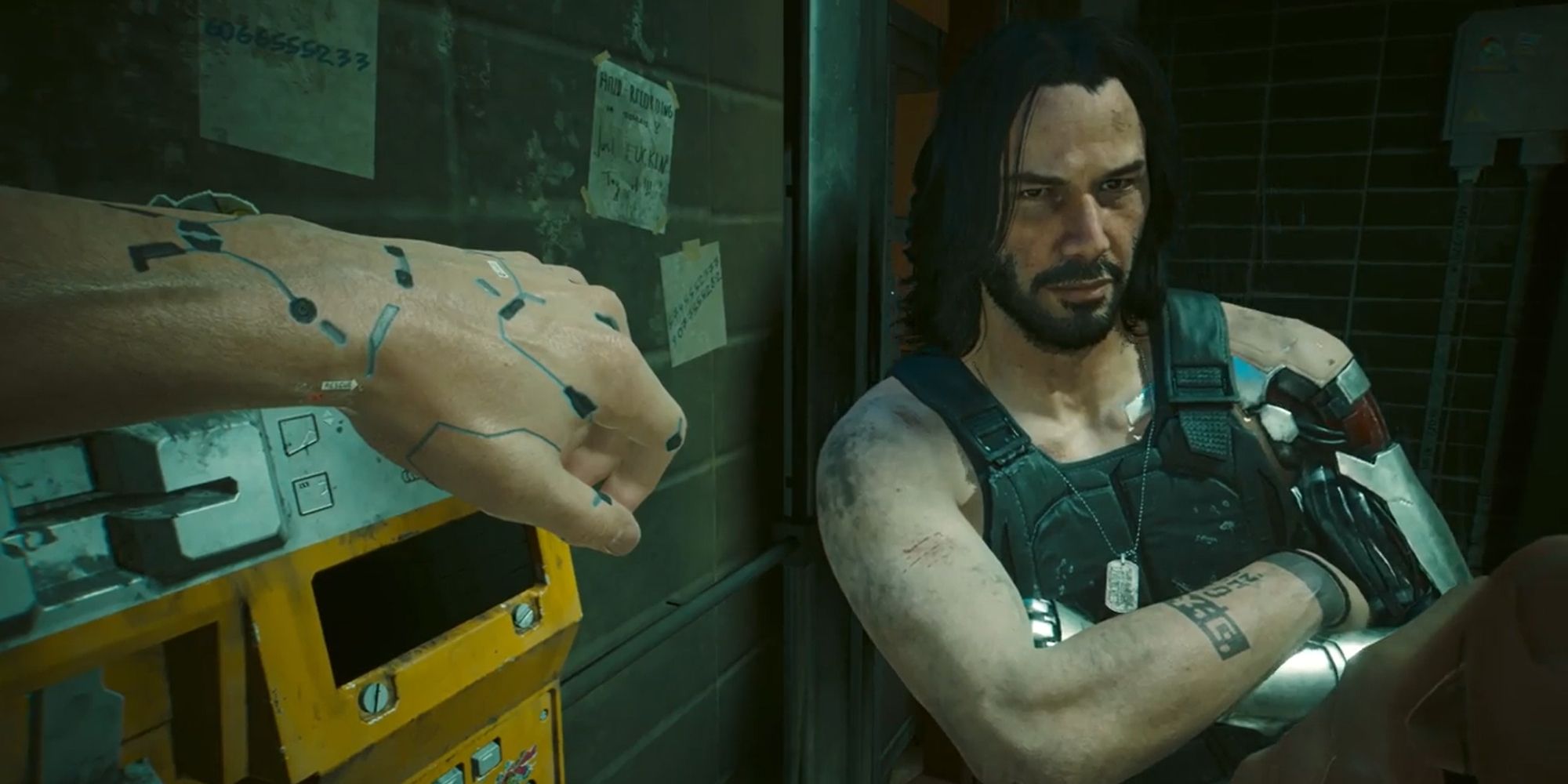 https://static0.thegamerimages.com/wordpress/wp-content/uploads/2023/09/v-using-a-payphone-while-johnny-silverhand-leans-against-the-wall-next-to-it-in-cyberpunk-2077-phantom-liberty.jpg