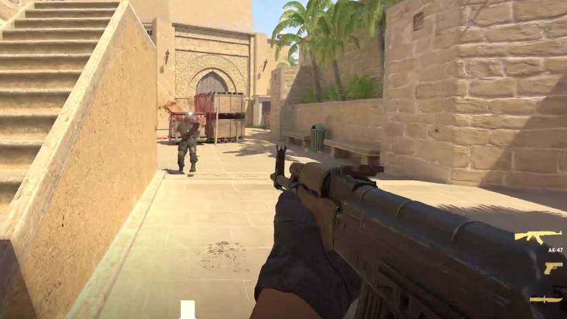 Counter Strike 2 hits on opponent in Mirage