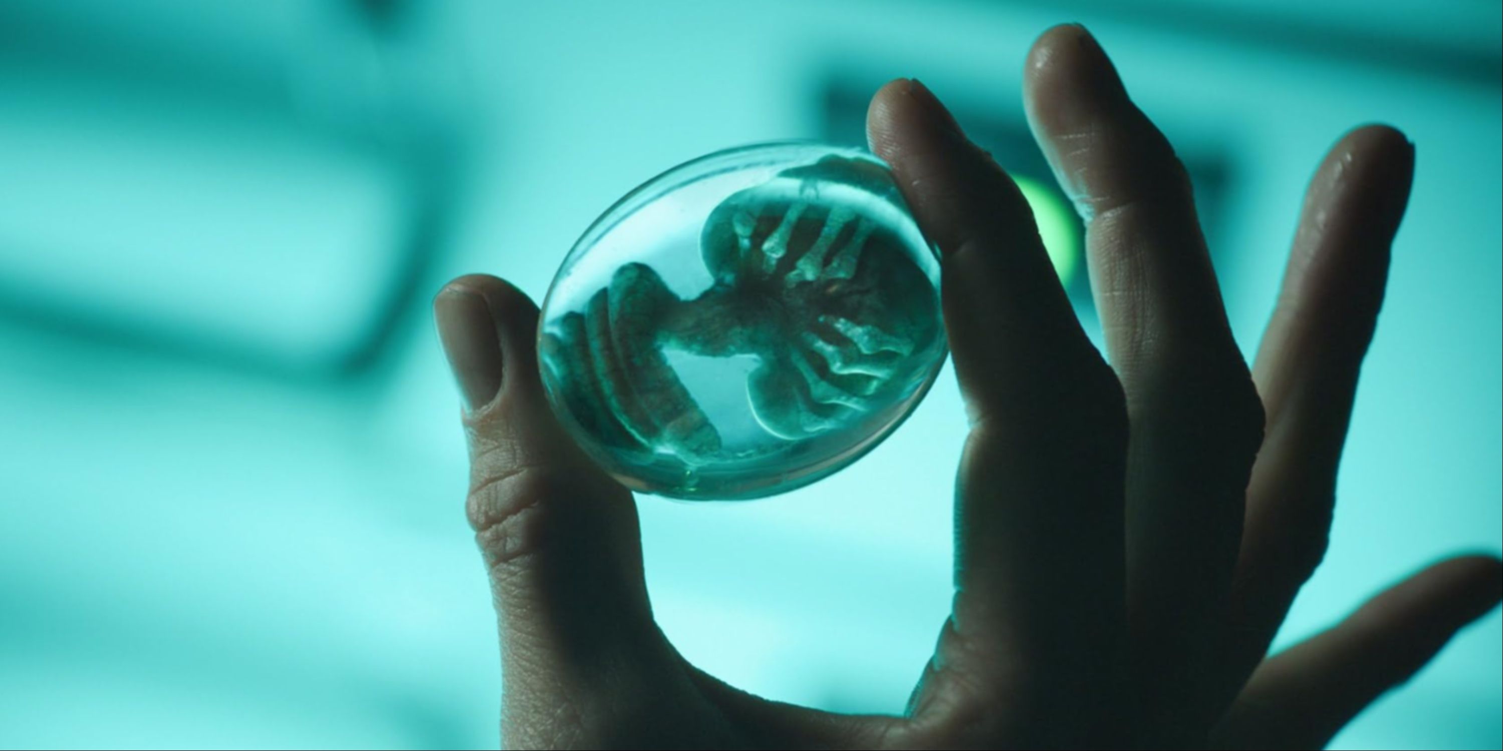 The 12 Most Iconic Scenes In The Alien Franchise, Ranked
