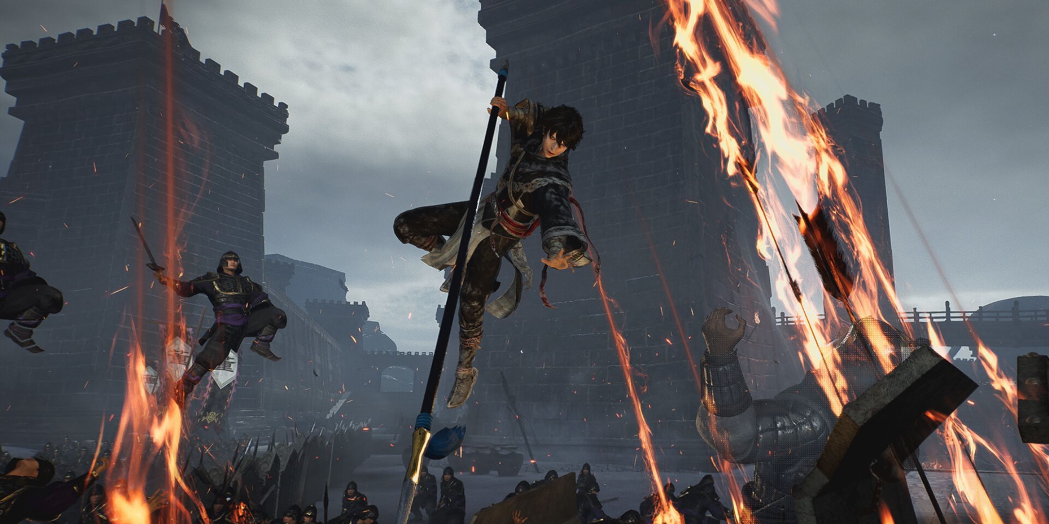 شخصیت اصلی Dynasty Warriors: Origins with a Spear.