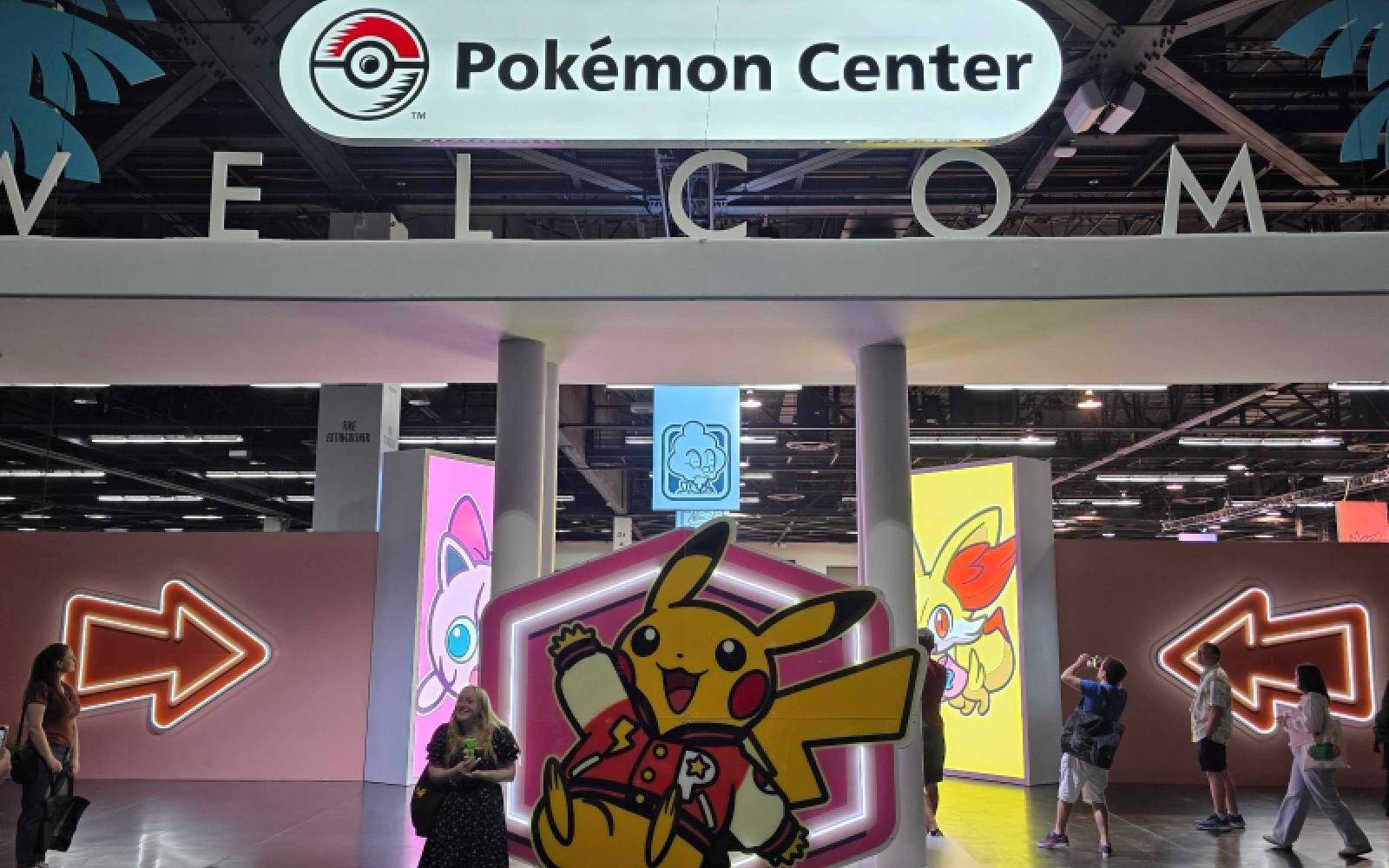 Pokemon Worlds 2025 Pokemon Center Pop-Up Blew Our Minds And 