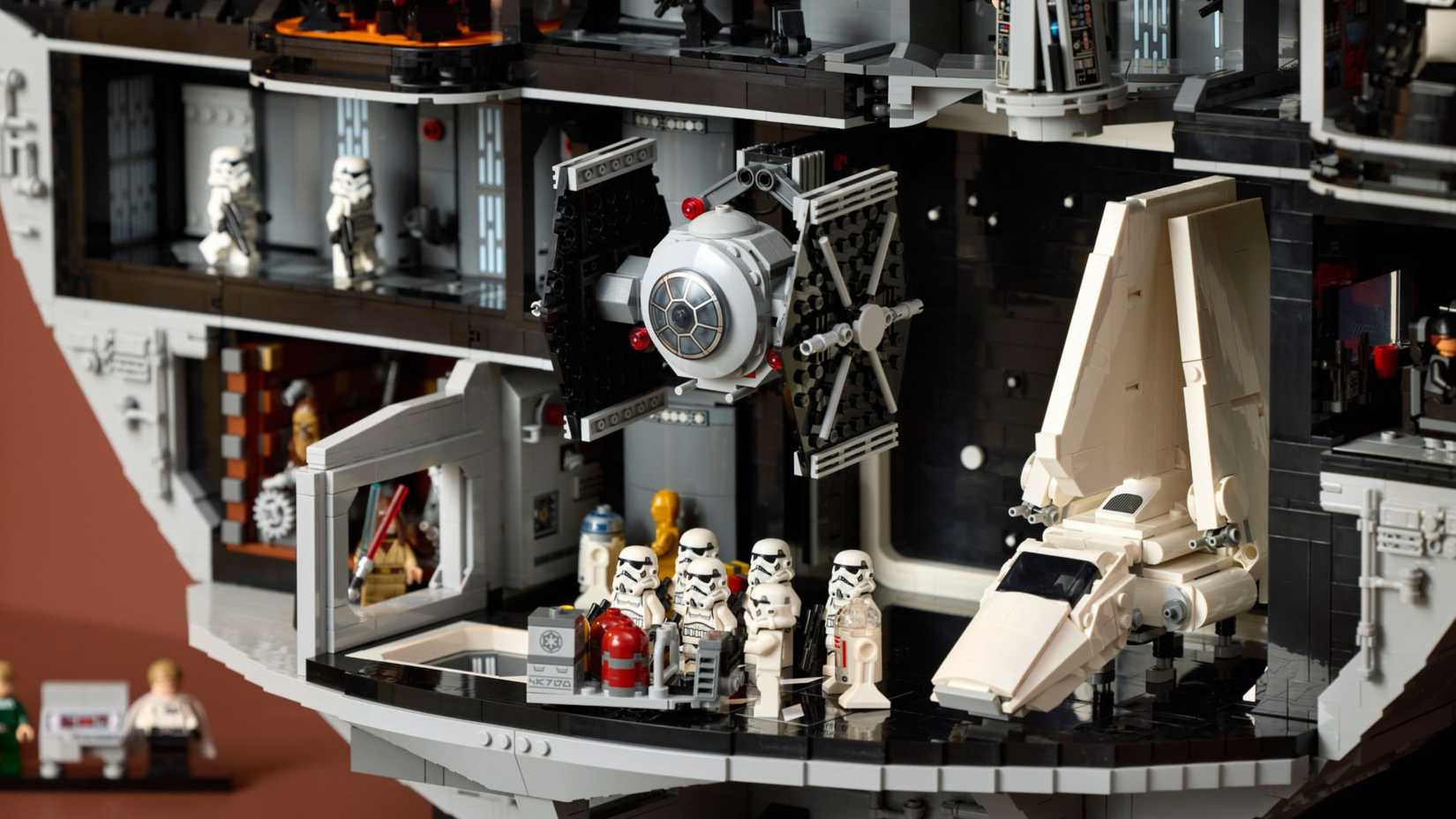 スター・ウォーズのミニフィギュアが再販サイトで高額で取引されているため、レゴ デス・スターの資金になる可能性がある