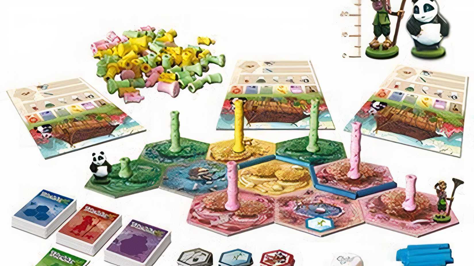 Set of Takenoko pieces on a white background.