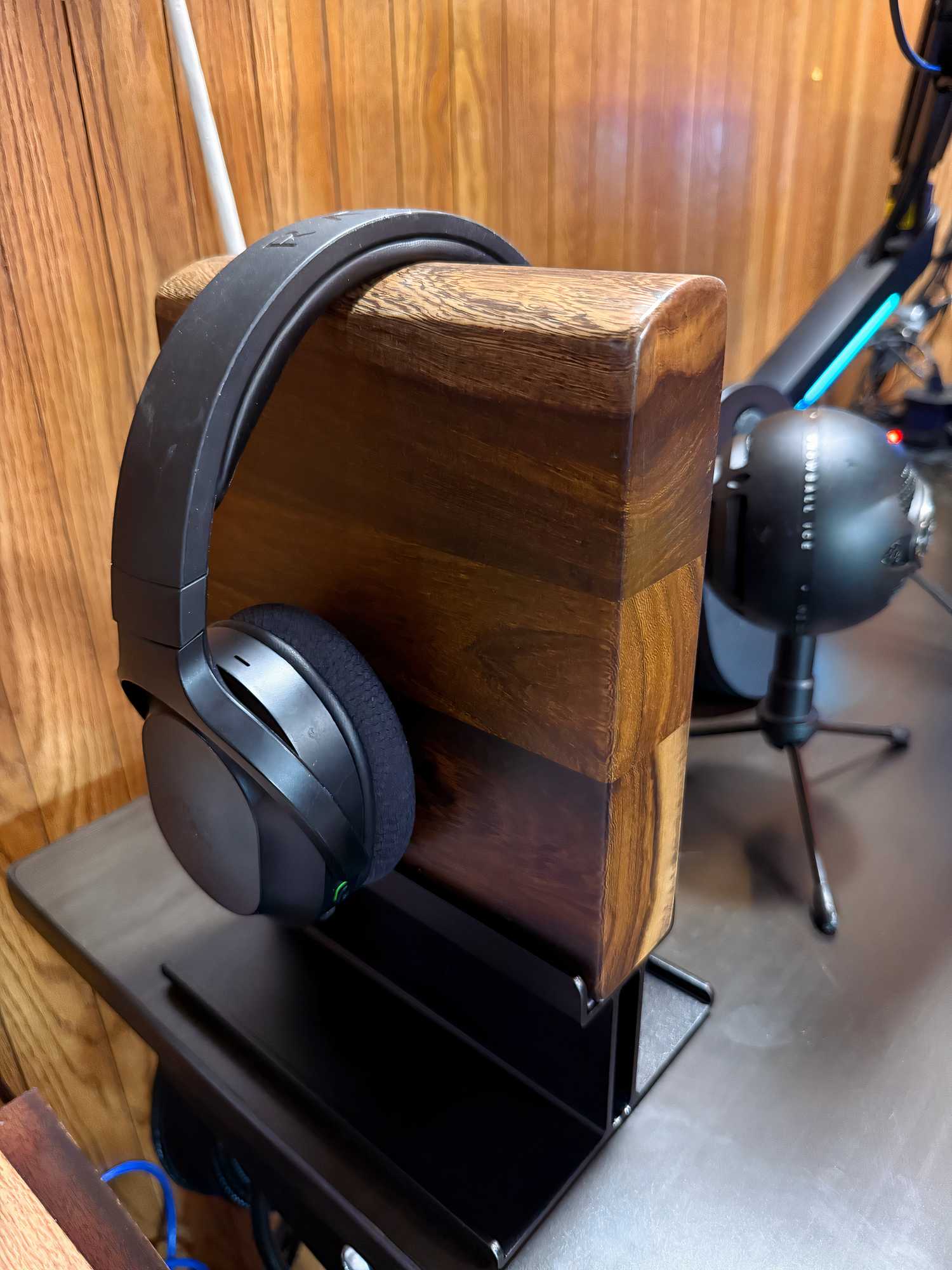 Headphone Stand