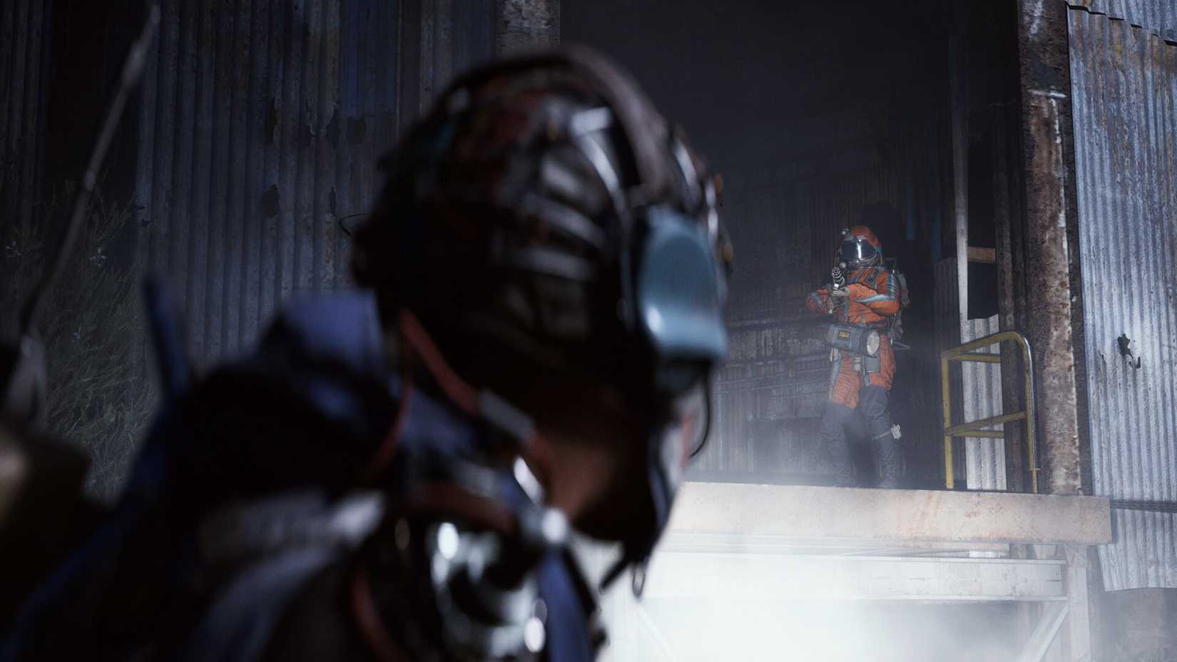 Two raiders looking at each other over a distance in Arc Raiders.