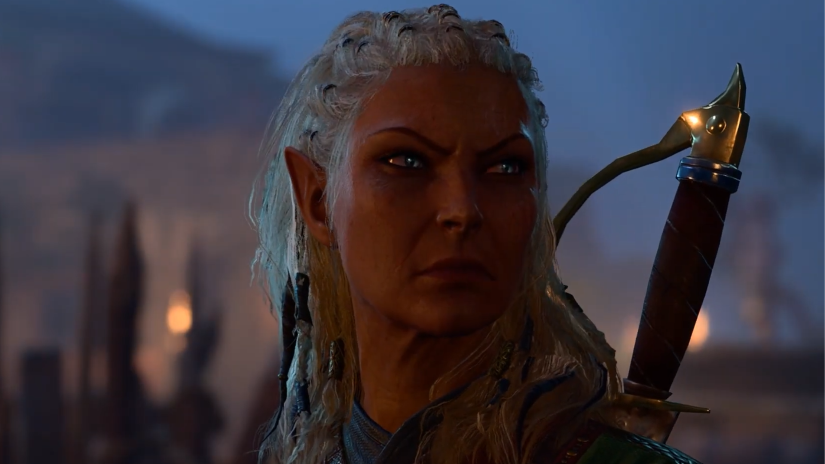 Jaheira looks to the side in Baldur's Gate 3.