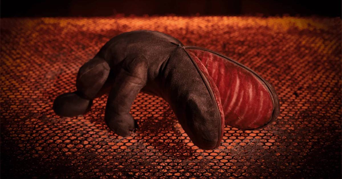 thegamer.com - Josh Coulson - Silent Hill's Split Head Is Getting One Of The Most Cursed Video Game Plushes I've Ever Seen