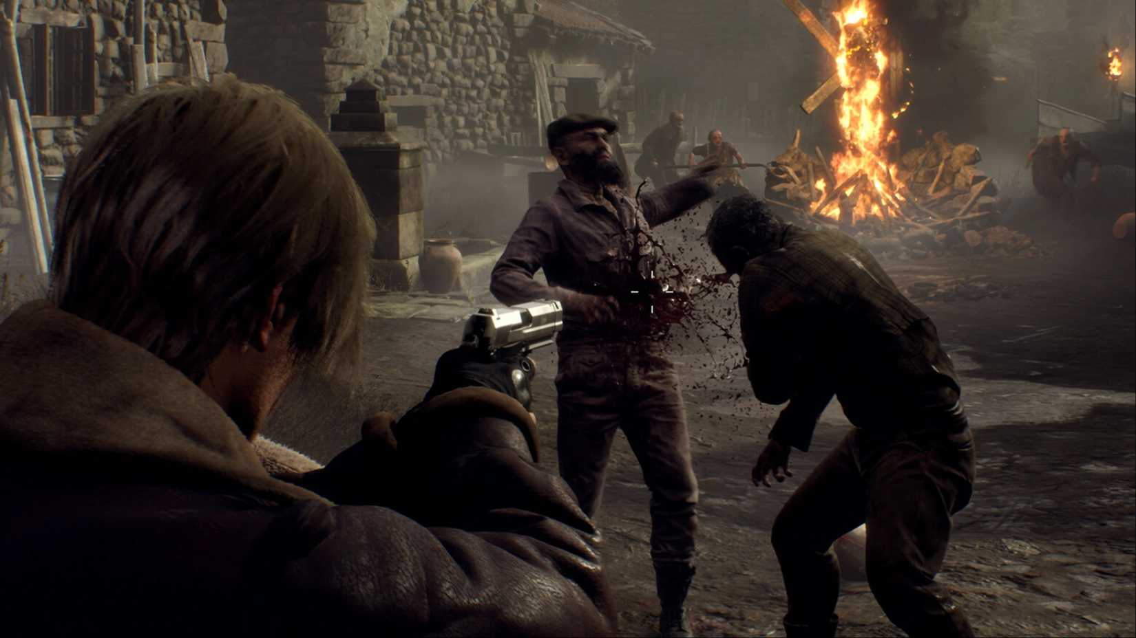 Leon Kennedy points his gun at the infected villagers of Valdelobos in Resident Evil 4.
