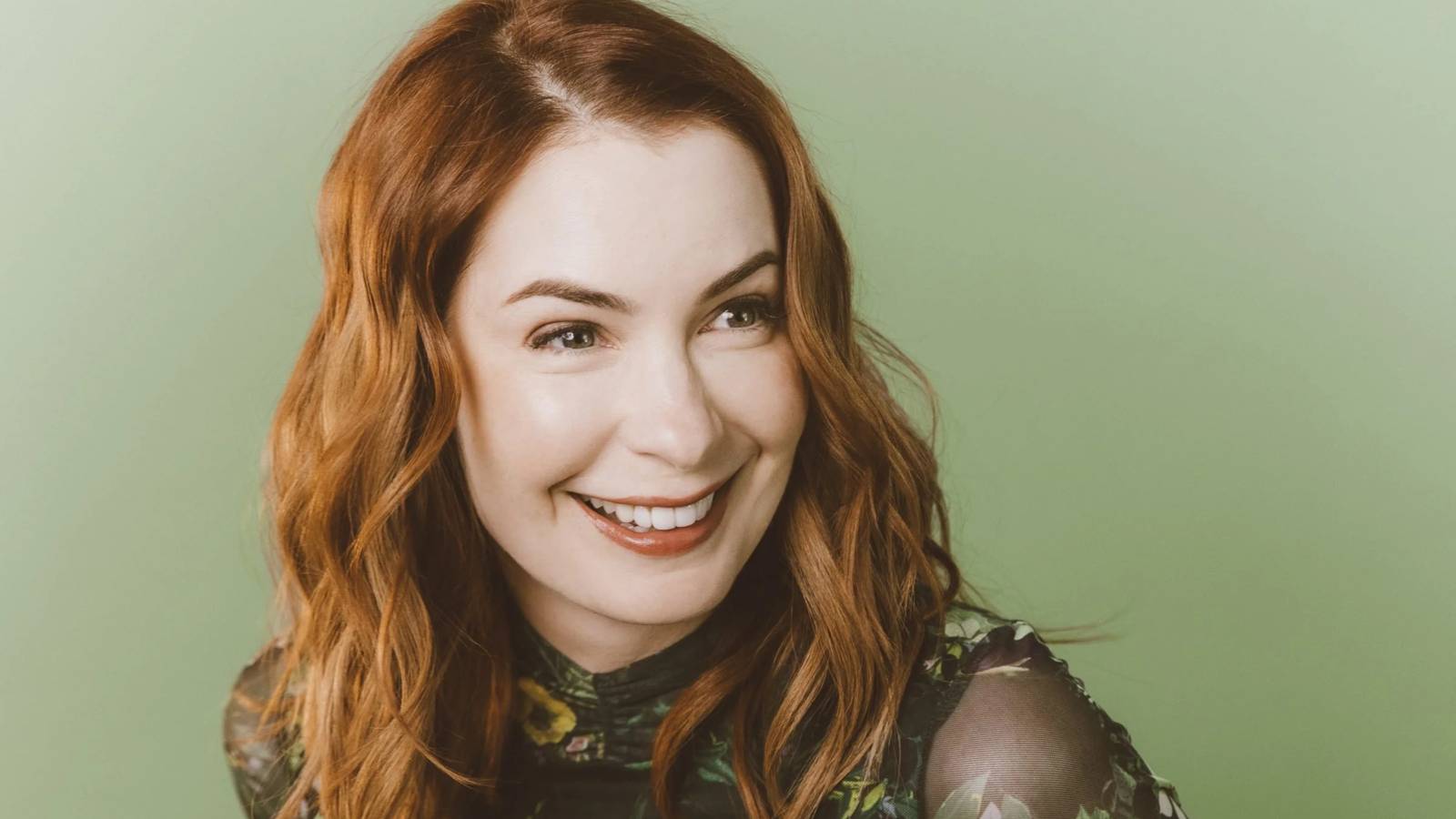 A head shot of Felicia Day.
