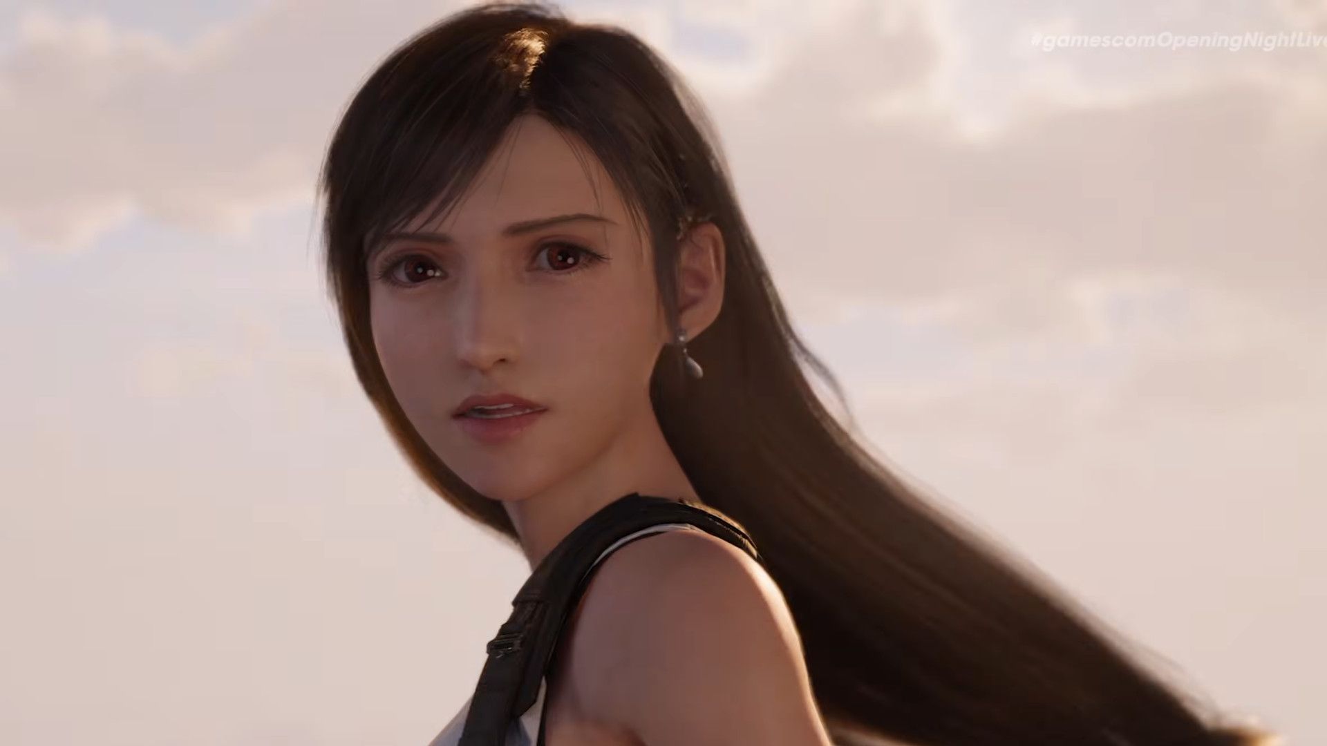 FF7 Revelation Shows Off New Weapon Boss Fights
