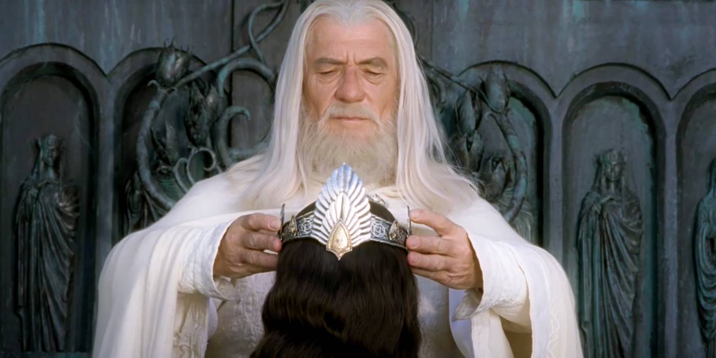 gandalf-crowning-aragorn-in-the-lord-of-the-rings.jpg