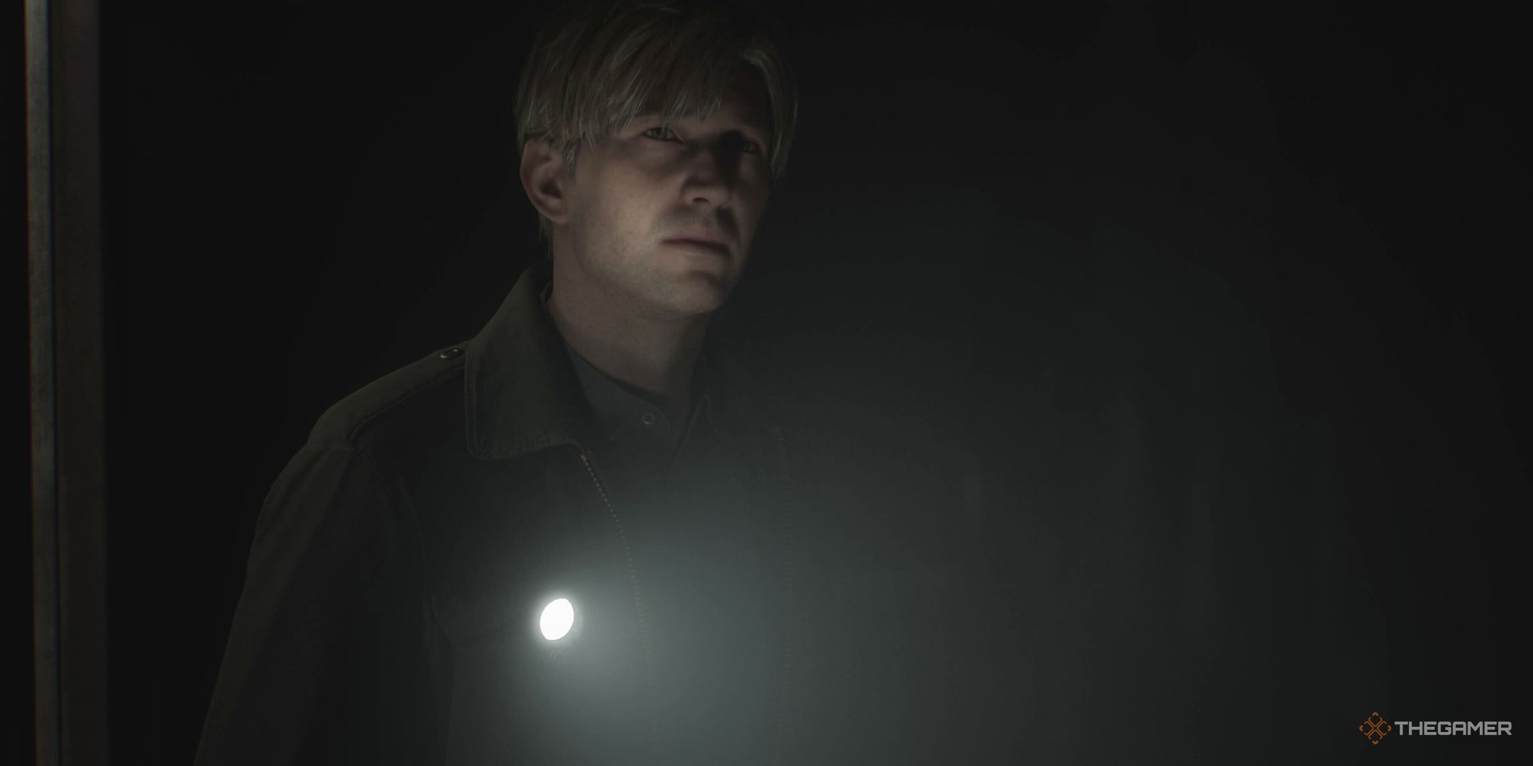 James Sunderland with a flashlight in Silent Hill 2's remake.