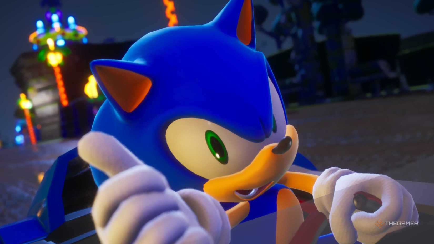 Sonic giving the camera a thumbs up in Sonic Racing: CrossWorlds