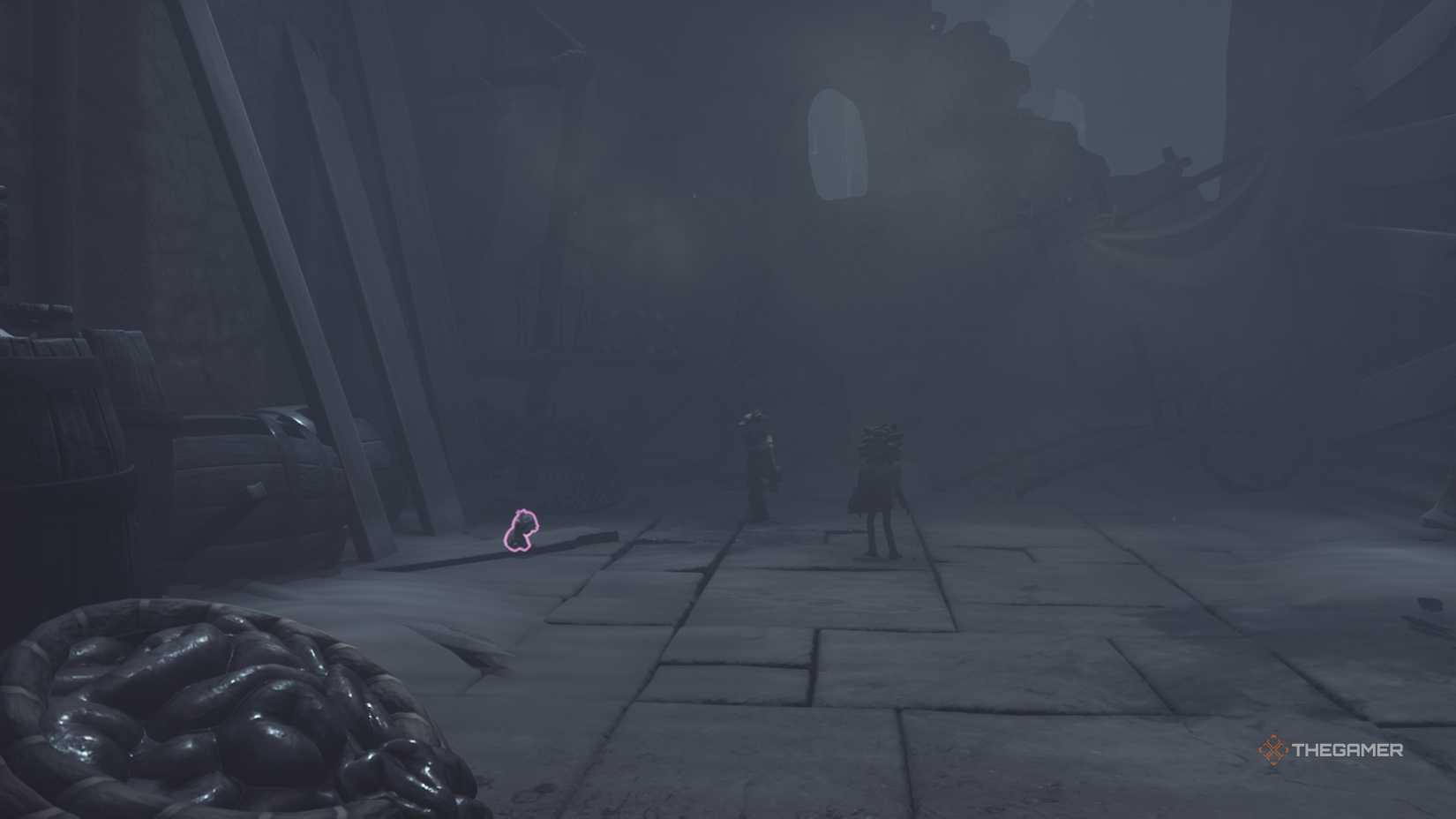 Alone and Low collecting a doll in Little Nightmares 3.