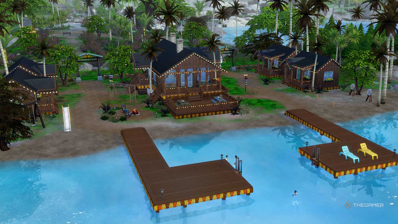 TS4 Adventure väntar på Camp Gibbi Gibbi i skymningen.