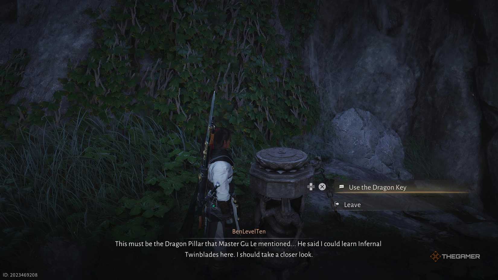 Use the dragon key in Where Winds Meet to sneak into the sect's sanctuary.