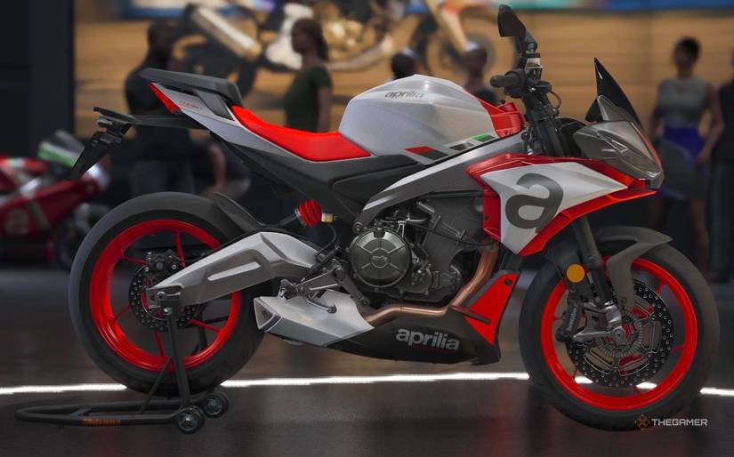 Aprilia Tuono 660 bike from Ride 6.