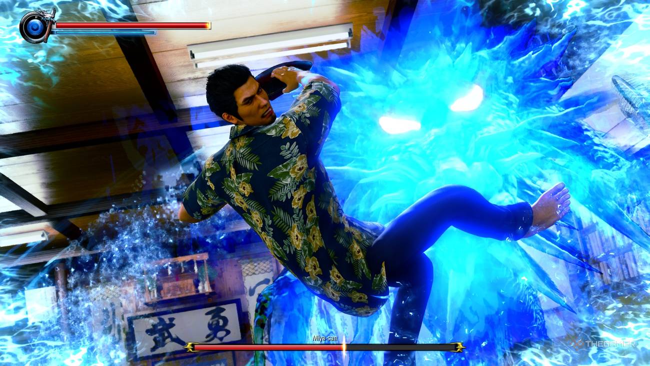 Kiryu attacks in Yakuza Kiwami 3.
