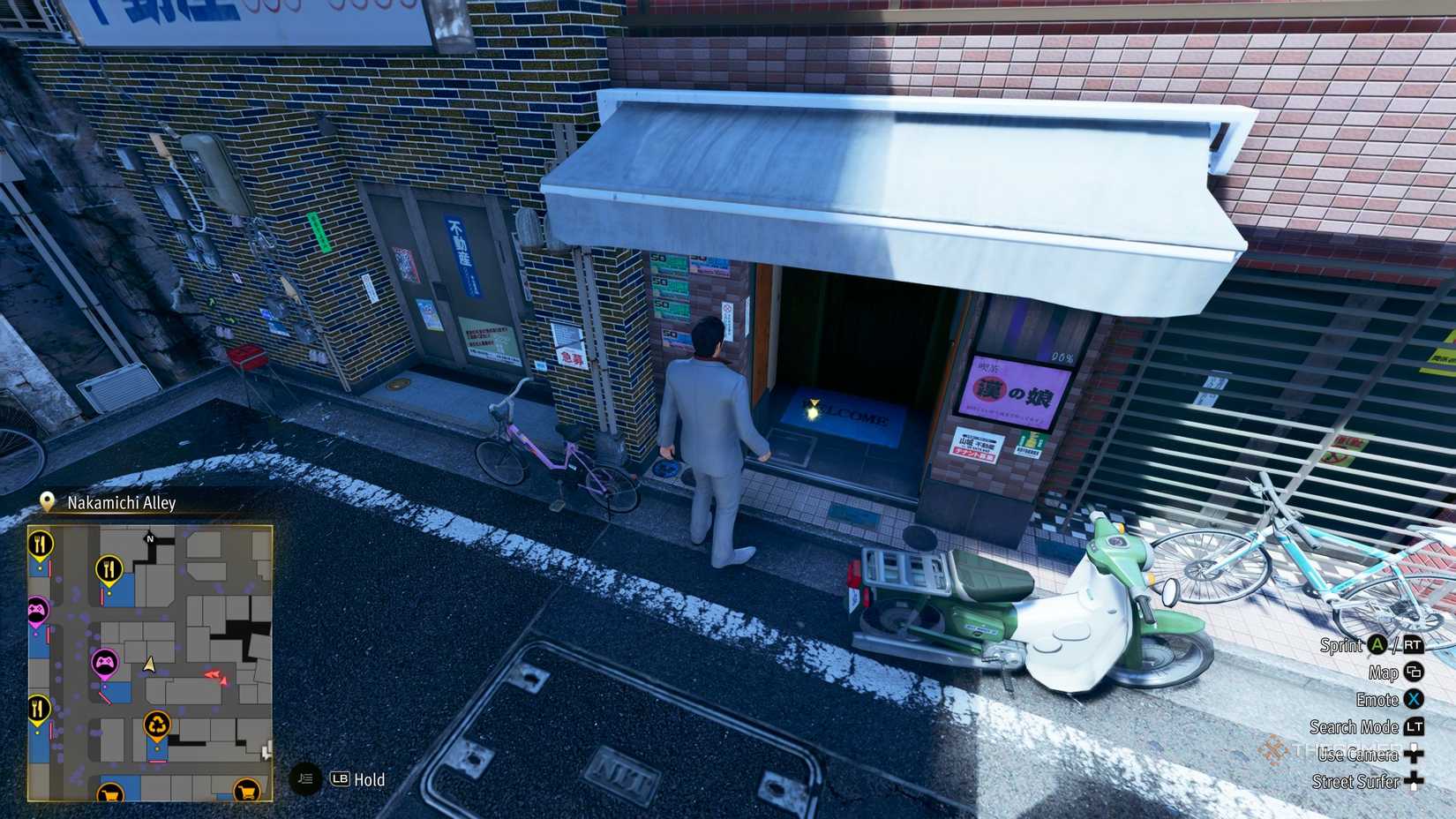 Kiryu next to the G3 Kamurocho locker key in Yakuza Kiwami 3.