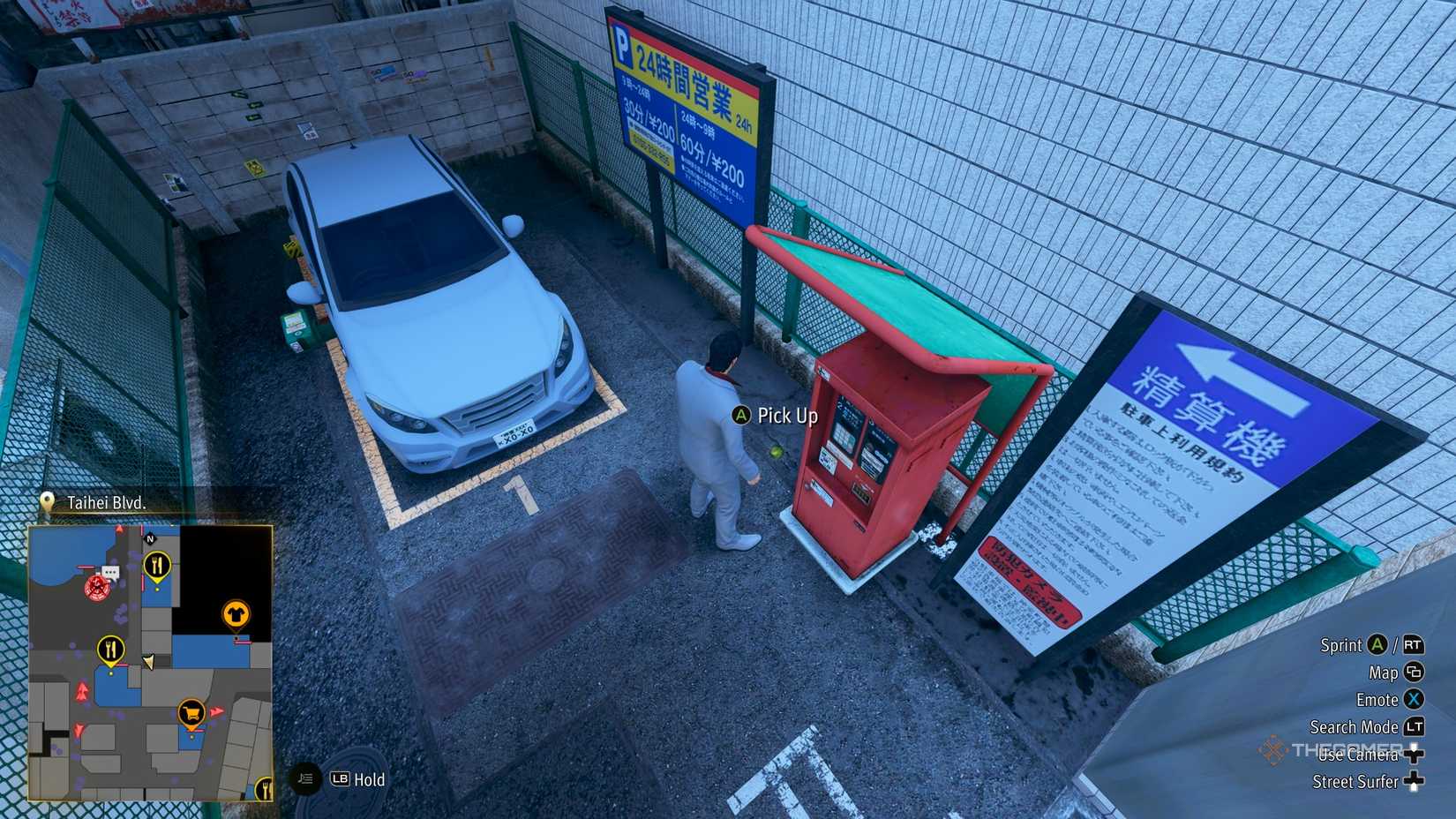 Kiryu next to the H3 Kamurocho locker key in Yakuza Kiwami 3.