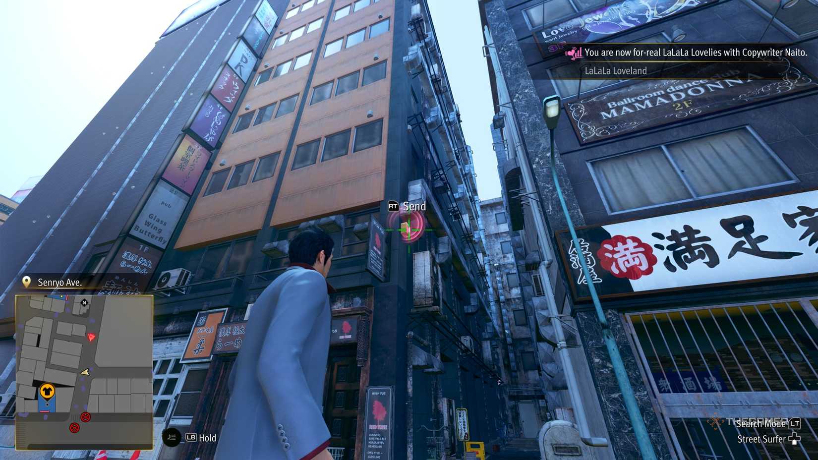 Kiryu next to the H5 Kamurocho locker key in Yakuza Kiwami 3.