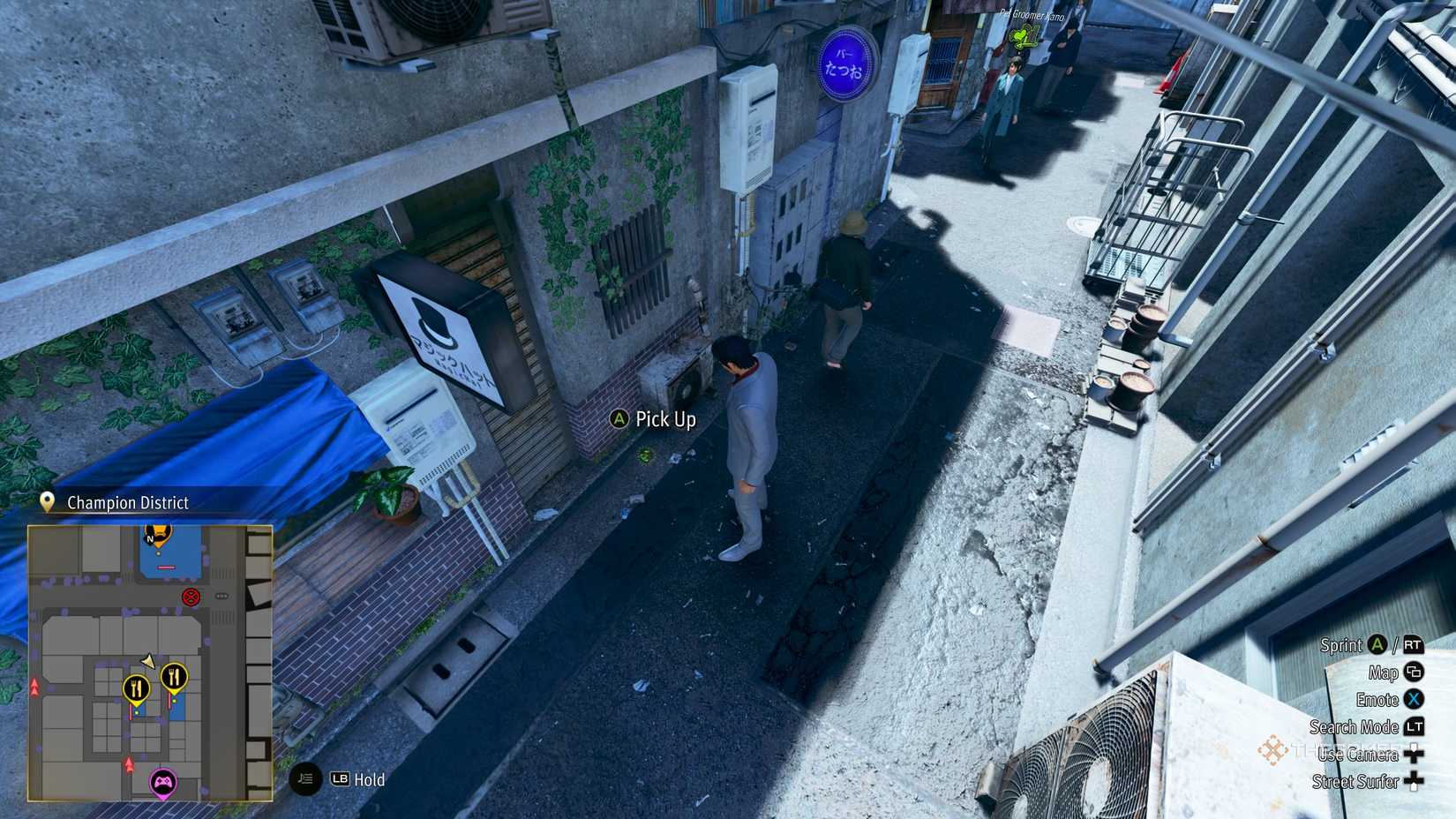 Kiryu next to the J3 Kamurocho locker key in Yakuza Kiwami 3.