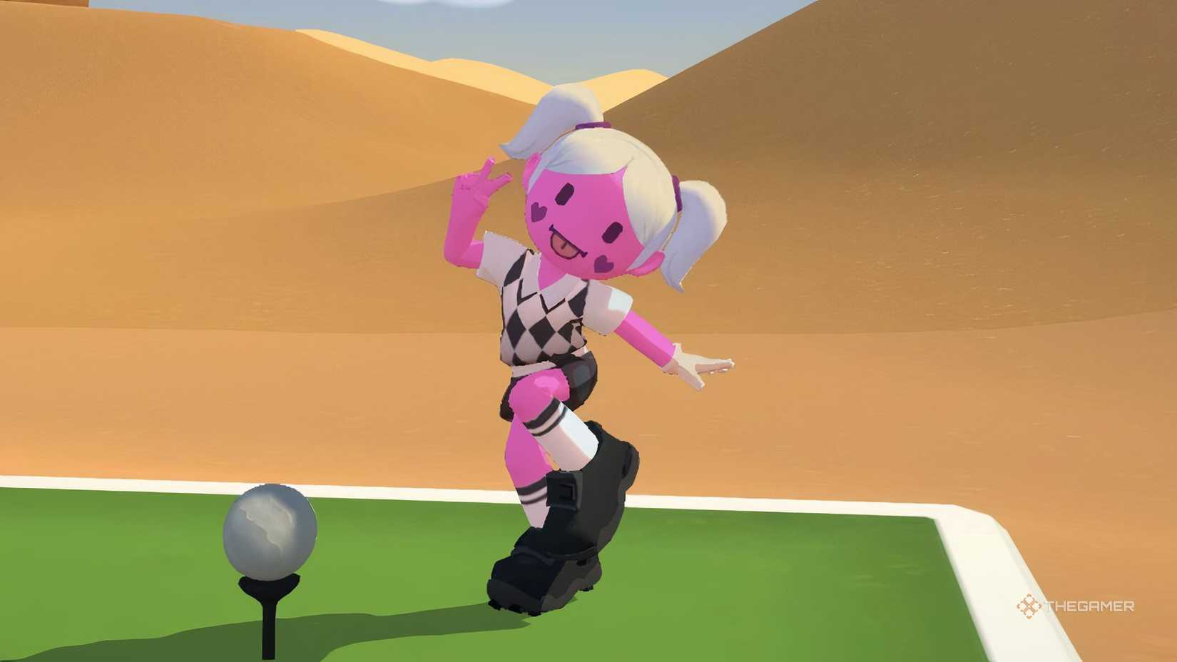 A character posing in the Super Battle Golf desert.