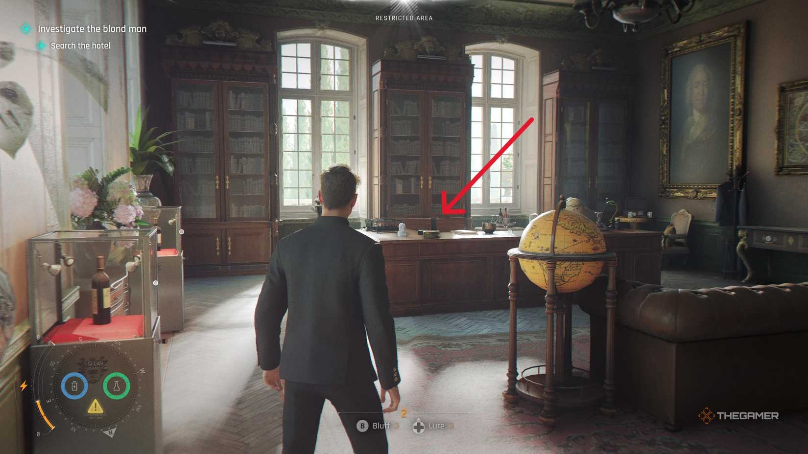 A player getting all the playing cards in 007 First Light.